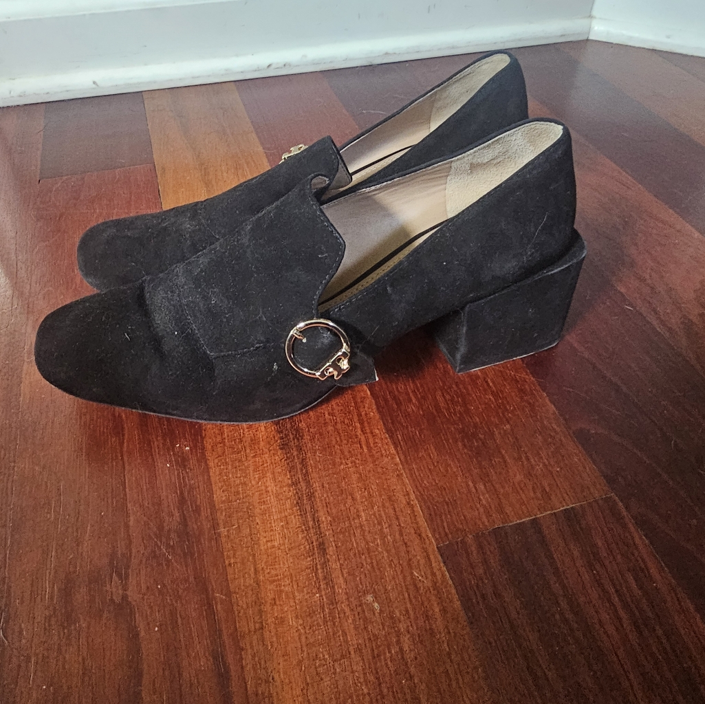 Tory Burch Black Block Heel Loafers Suede Size 9